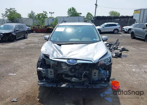 2020 Subaru Forester Limited z USA, uszkodzony, nr VIN JF2SKASC0LH446365